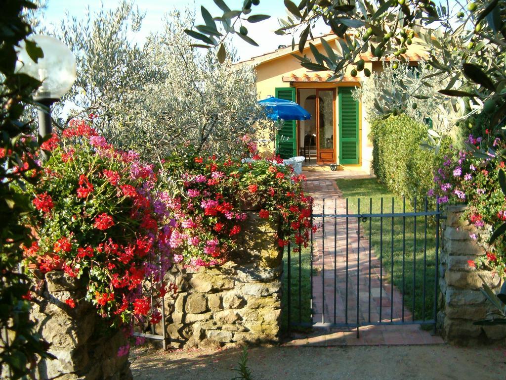 Casa Vacanze La Baghera Lamporecchio Exterior photo